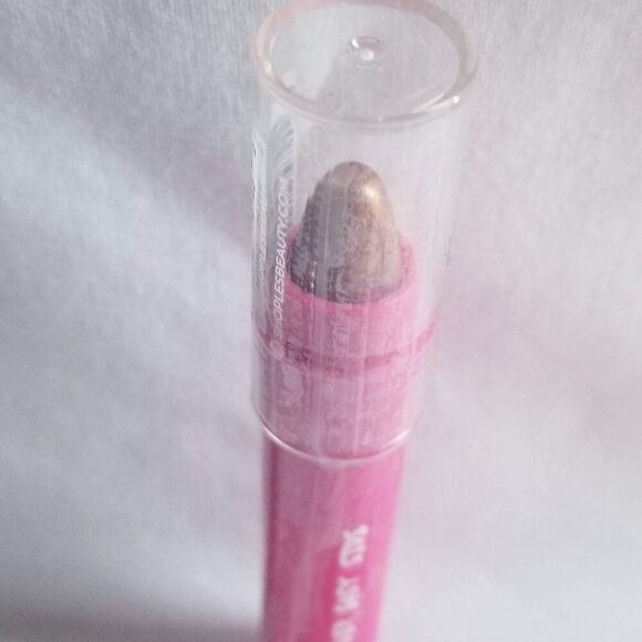 LES Beauty - Eyeshadow Crayon in Velvet Thorn (Pink Gold) - Picture 7 of 7
